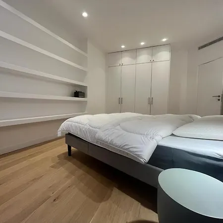 Design Pour 6 Personnes Pantheon Appartement